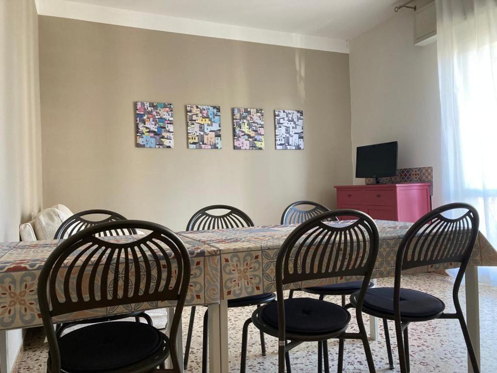 Appartamenti Le 4 Sorelle Ρίμινι Εξωτερικό φωτογραφία